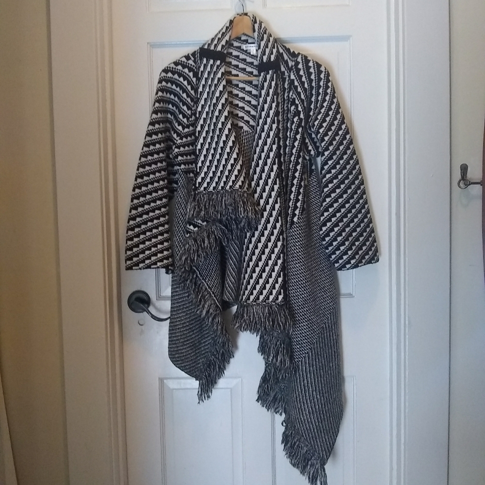 ROOMMATES  Fringed Cardigan
